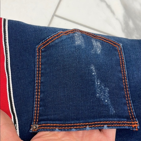 Frank Lyman Skinny Jeans with Red Tuxedo Strip, Distressed. Size M - Picture 12 of 12